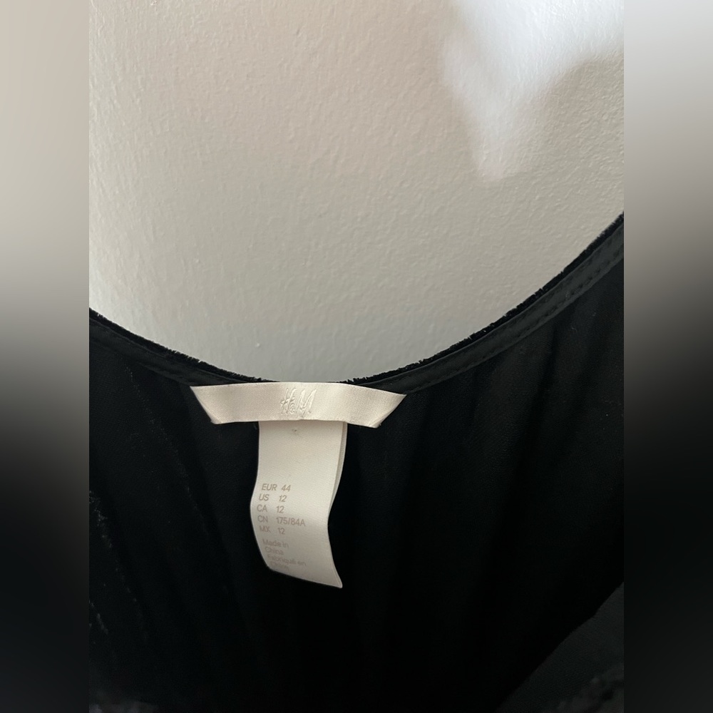 H&M Black Lace Trim Velvet Jumpsuit - Picture 2 of 12